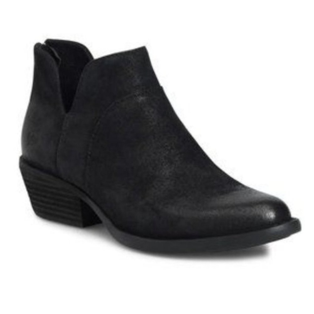 Born Shari Distressed Suede Boots Ankle Booties